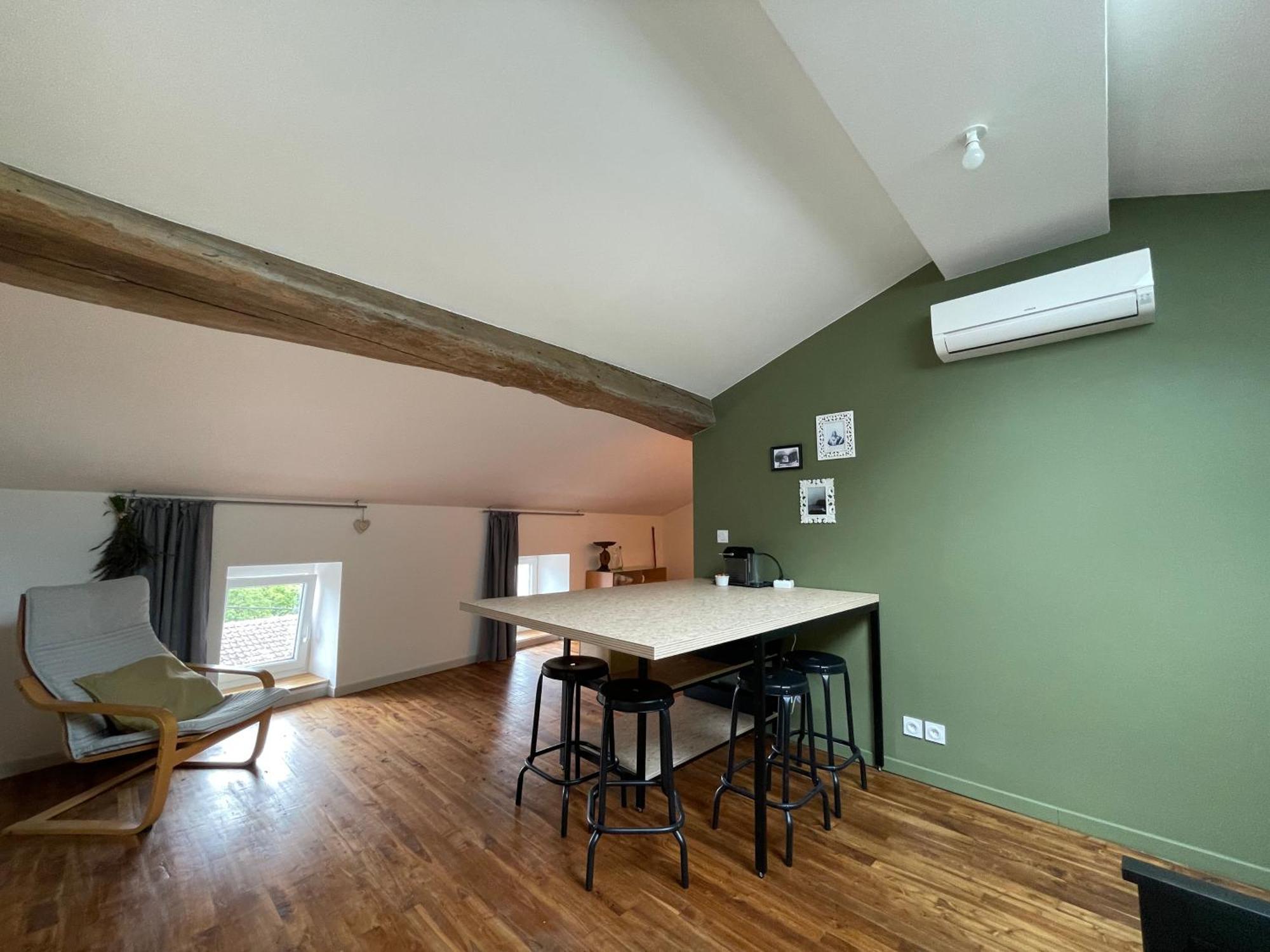 Cosy Sous Les Toits Pont-dʼAin